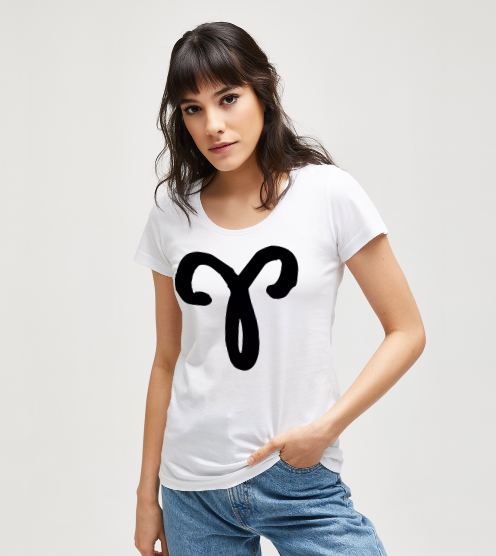 Koc-burcu-tisort-kadin-tshirt-tasarla-on3