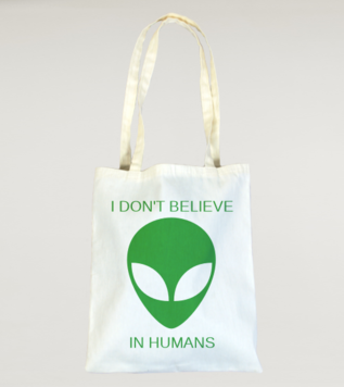 I don't Believe in Humans Bez Çanta