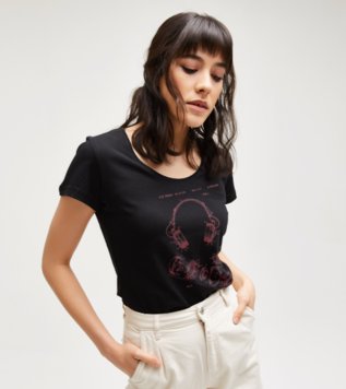 Vintage Headphone Black T-shirt