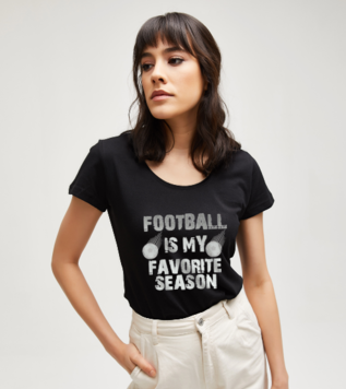 Football is My Favorite Season Tişört