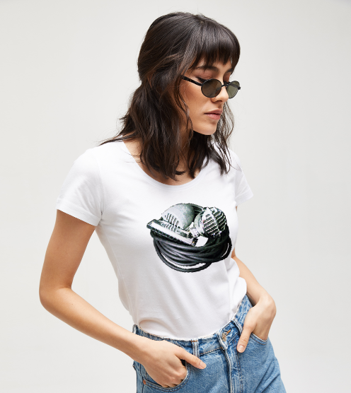 Harmonika-ve-vintage-bullet-mich-beyaz-kadin-tshirt-kadin-tshirt-tasarla-on3